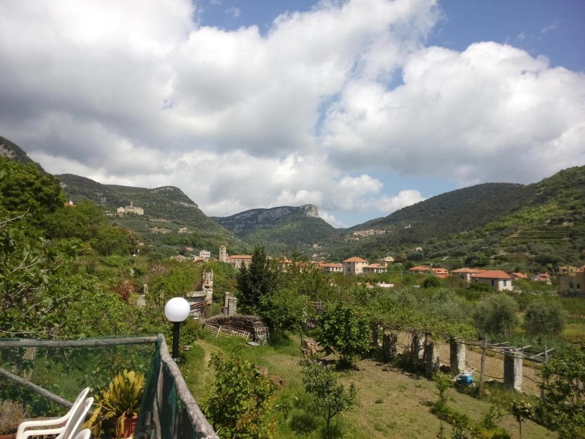 Casa Papaveri Rossi Finale Ligure Luaran gambar