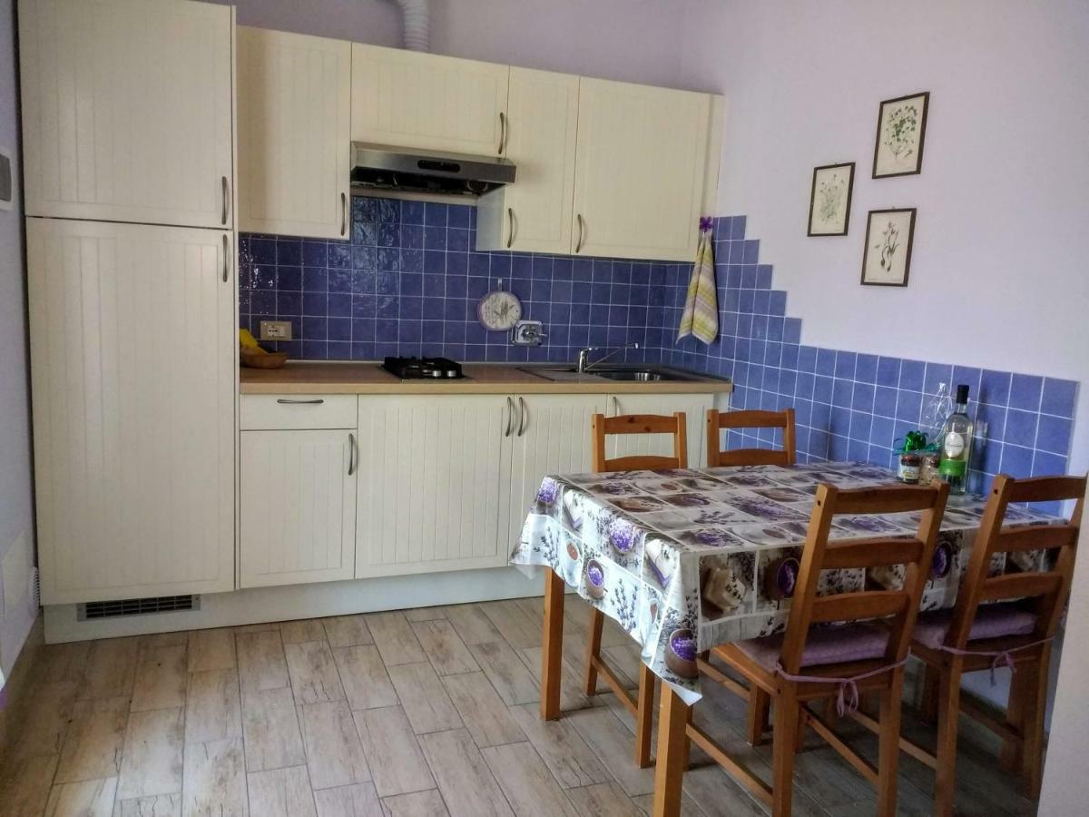 Casa Papaveri Rossi Finale Ligure Luaran gambar