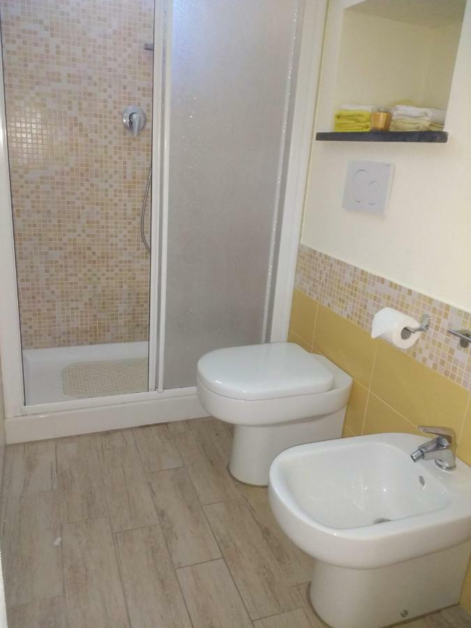 Casa Papaveri Rossi Finale Ligure Luaran gambar